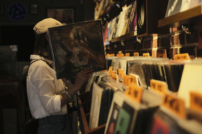 7 niezwykłych płyt winylowych – dlaczego są poszukiwane przez kolekcjonerów?